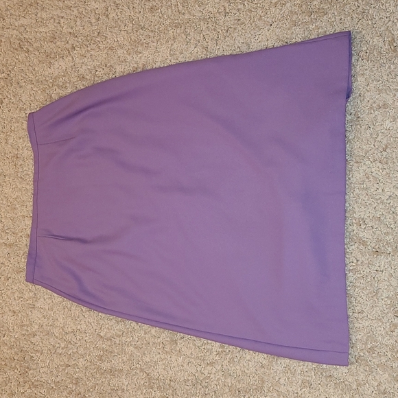 Desiree Skirt Vintage - Picture 2 of 8